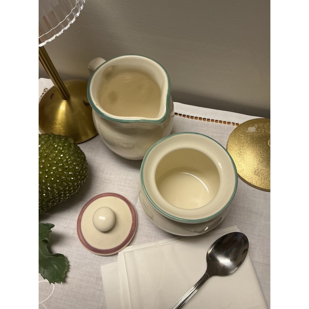 Vintage Pfaltzgraff Sugar and Creamer Set - Picture 5 of 8